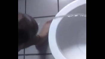 Gay, Piss, Meando - Gay - 2025 - Steamy - Show - Video 3163981