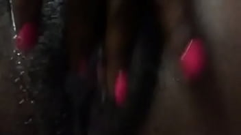 Bad Lil Bitch She Bussin!?