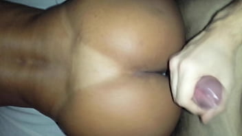 Gozando Na Bunda Da Gostosa