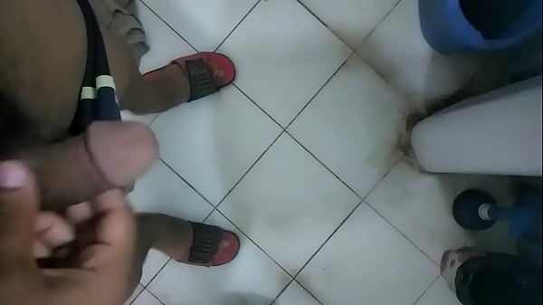 زوبرى مولع نار عايز مدام تطفى ناره