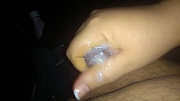 Punheta No Estacionamento Do Shopping