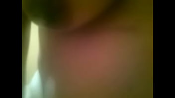 Viki Moviendo El Coño