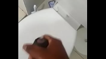 Negão Pauzudo Gozando