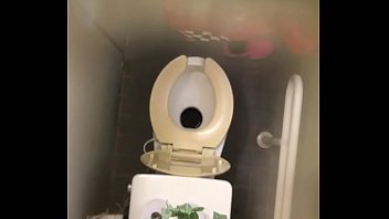 Japanese, Peeking, Senpai - Asian_woman - 2025 - Wild - Performance - Video 3201438