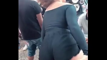 Rabuda Gostosa Dan_ando De Shortinho Curto