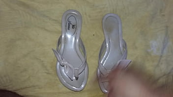 Gozando Na Rasteirinha Da Esposa