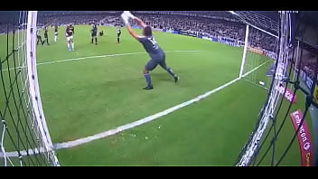 Arrascaeta Comendo Cu De Anti No Ceará