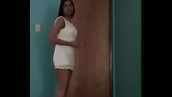 Srilanka Akka Showing Her Body