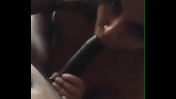 Colombo Akka Sucking