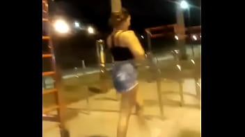 Perdendo A Virgindade Na Esquina