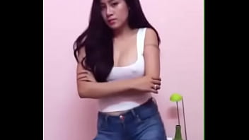 Bà T__ng Kh_ng Má__c _o Ngá__c Nhá__y Cover Gentleman (1)