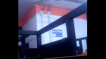 Lo Que Grabe Sin Querer En Un Internet Privado, Una Paja Al Costado