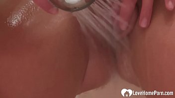Showering Chick Loves To Pleasure Herself Passionately