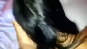 Colocou A Calcinha De Lado E Comeu A Novinha