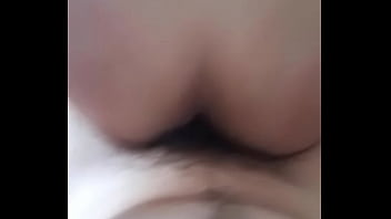 Putinha Quicando No Macho Peludo