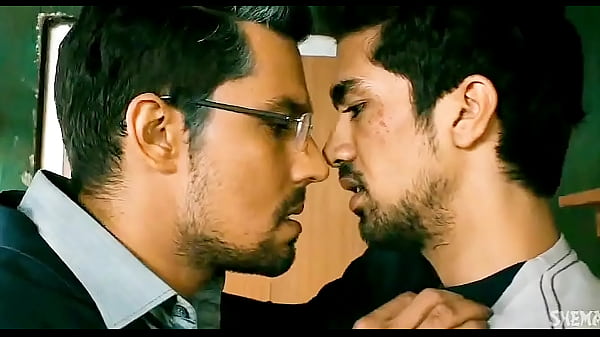 Bollywood Actor Randeep Hooda Hot Gay Kiss