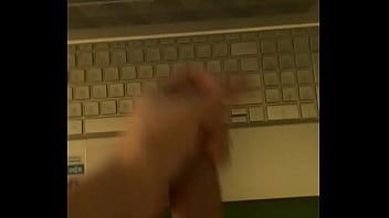 Vừa xem vừa nghịch ku