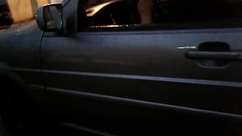 Fiuza Comendo A Novinha No Santana Na Frente Da Escola