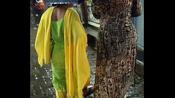 Hot Indian Girl Curvy Walking Ass