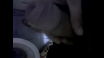 Argentino Cordobes Se Hace La Paja En El Ba_o Del Club 1