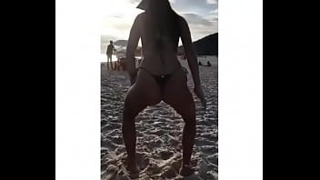 Anny Rocha Na Praia Instagram: