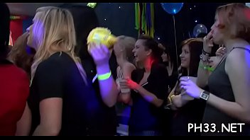 Tons Of Blond Ladies Engulfing Dicks - hardcore, interracial, blowjob, amateur, party, cfnm, group-sex, sex-party, male-strippers, party-ha - Video 3015957
