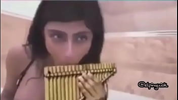 Comedia, Mia-khalifa - Unknown - 2025 - Wild - Performance - Video 3125470