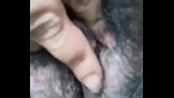 Amiga Enseñando Su Puchita