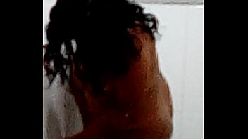 Prostituta Culona Tomando Ducha Después De La Cogida Que Le Puse.