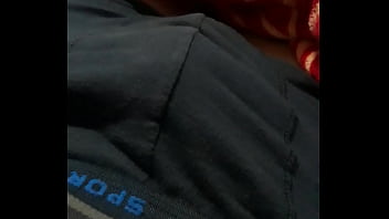 Joven De 18 Años Se Masturva