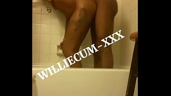 Williecumxxx Shower Fuckin