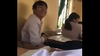 Hi_m Long Horns Play Slow Motion