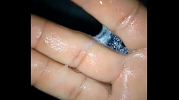 Gozando De Baixo Do Chuveiro (parte3)