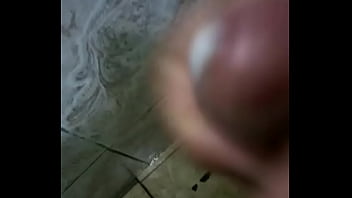 Gozando De Baixo Do Chuveiro (parte4)