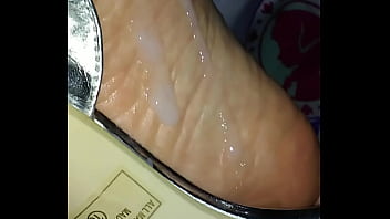 joi feet slippers. s.. wife 56