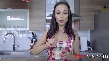 Stepmom' Nip Slip Fuck Show- Crystal Rush