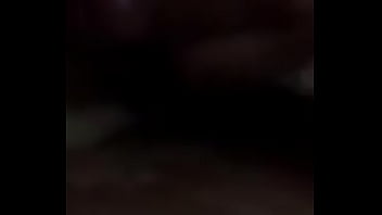 Địt vk buổi trưa tr_n phản gỗ- tranh thủ