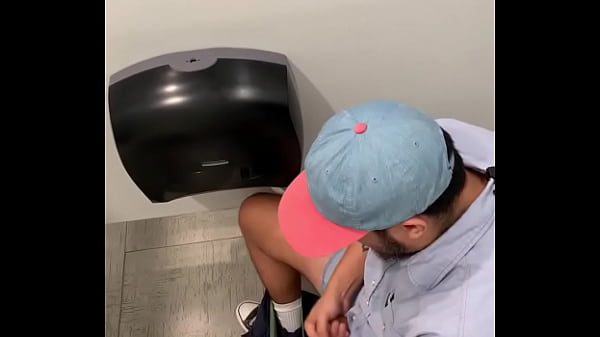 Public, Gay, Cruising, Gay-masturbation - Gay - 2025 - Sexy - Experience - Video 3140181