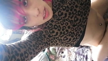 Moka Stardust Shemale Travesti Trans Dotada Sirviendo A Su Sumiso Dandole La Bendición Dentro De Su Culo