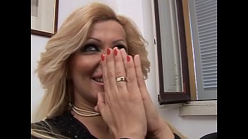 Horny Milf Desperate Housewives #4