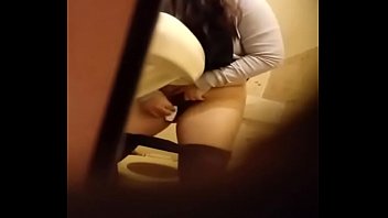 Camera Spy Bathroon 3