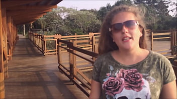 Kellenzinha Gravando Uma Chamada Para O Seu Canal Do Youtube - Kellenzinha Sem Segredos