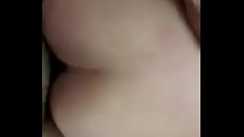 Follandose A Un Pendejito