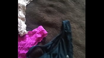 Tangas De Mi Hermana - masturbation, paja, hermana, tangas - Video 3133550