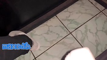 Metendo Com Um Novinho Do Pau Cabeçudo Na Festa