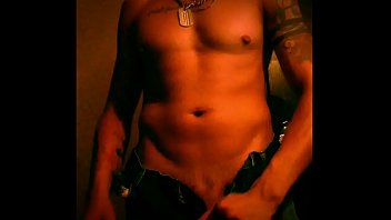 Un Día Pajero Chacal Latin Leche