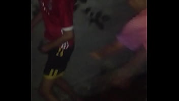 Chica Con Severas Masturbaciónes Crónicas Orina En Publico