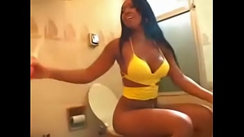 Morena Ensina Fazer A Chuca Pra Dar O Cu