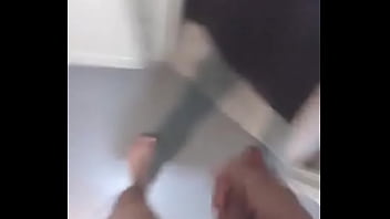 Sục cu ở phòng thay đồ