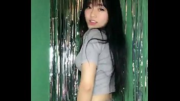 Em Mèo Uplive Nhảy Sexy Tr_n Livestream